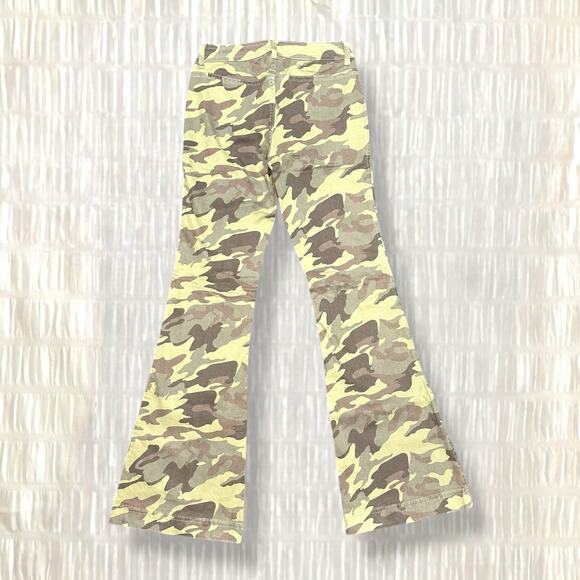 Vintage Garage Women’s Green Camo Low Rise Flare Pants - Size 3 - Picture 2 of 5